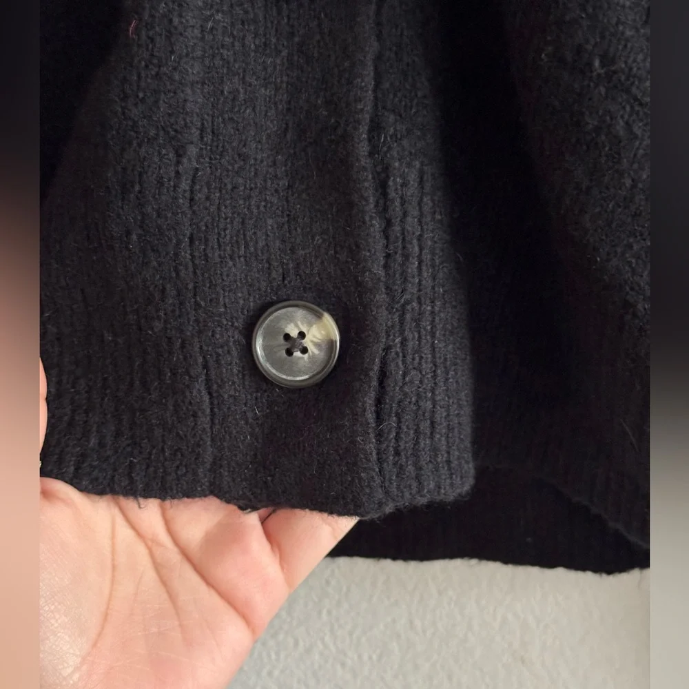 Everlane The Cocoon Cardigan in Plush Cardigan, Size XS - Picture 5 of 9